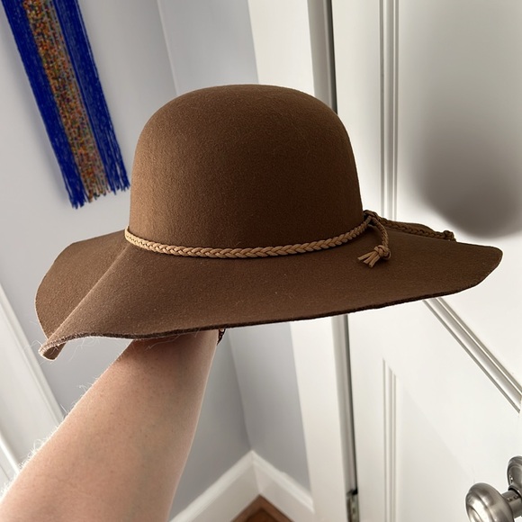 Altar’d State Boho Floppy Hat - Picture 5 of 5